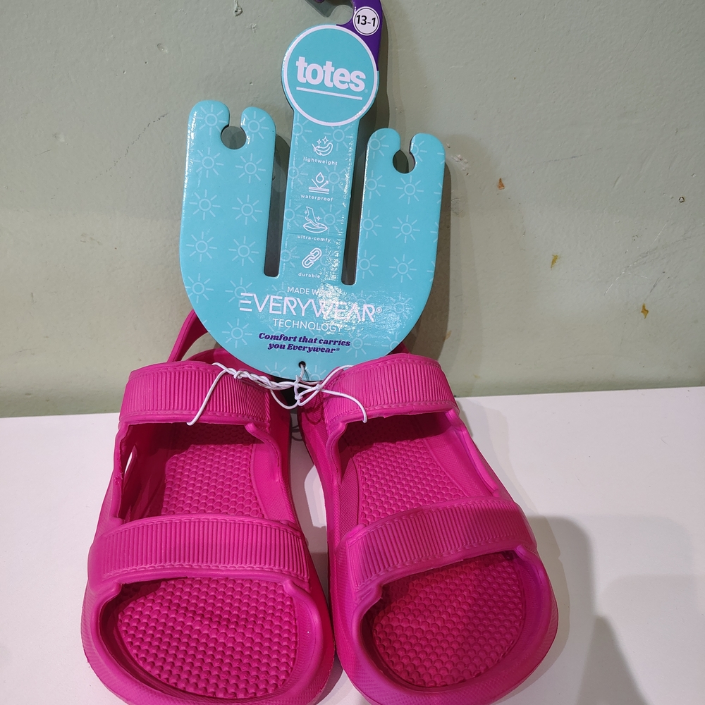 NWT Totes Pink Sandals Shoes Everywear Toddler Boys Size 2-3 Waterproof 13-1